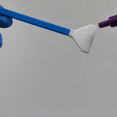 Lint Free Soft Sensor Cleaning Swabs for Camera Absorbent Microfiber V Shape Individual Pack embalado