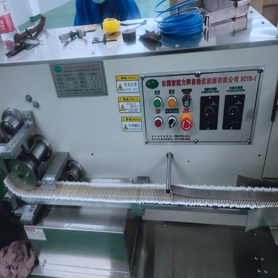 Máquina automática de fabricação de esfregões médicos Construção de aço inoxidável de alta capacidade