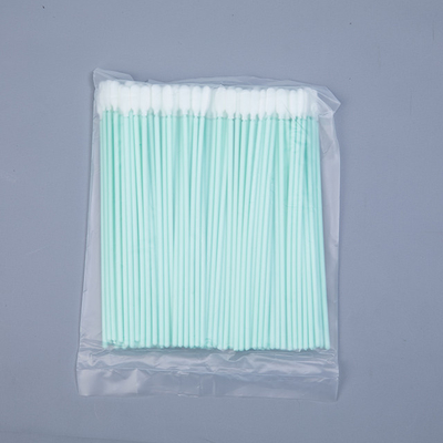 Cotonetes industriais longos de Microfiber, cotonetes médicos da espuma com a vara dura dos PP