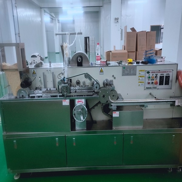 Máquina de esfregão automática de aço inoxidável Cor de natureza elétrica Capacidade de 100 esfregões por minuto